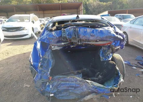 2023 Hyundai Elantra Sel z USA, uszkodzony, nr VIN KMHLM4AG1PU628667